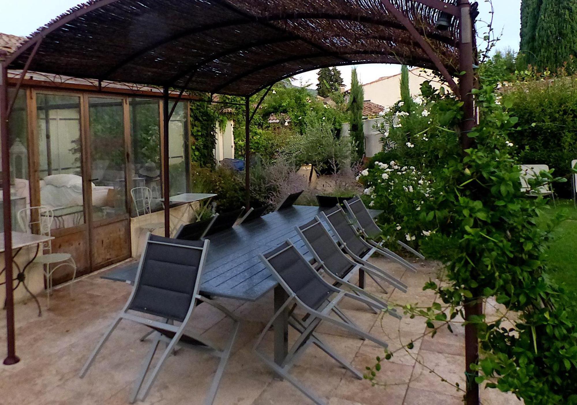 Le Chat Sur Le Toit Lourmarin Exterior foto