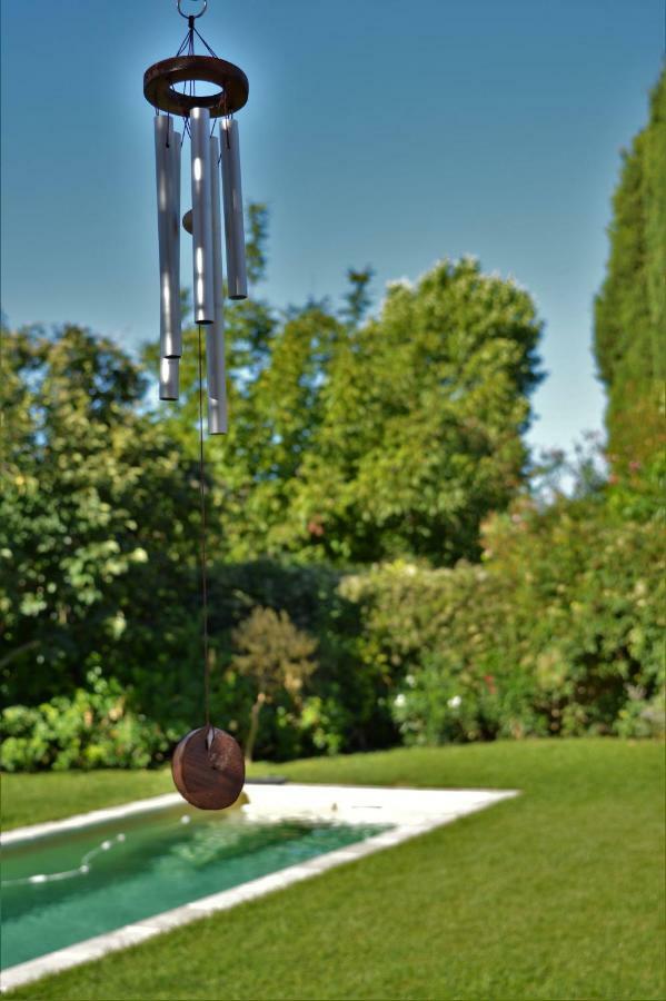Le Chat Sur Le Toit Lourmarin Exterior foto